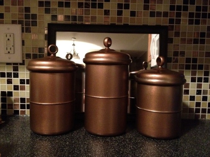2012_canisters_002
