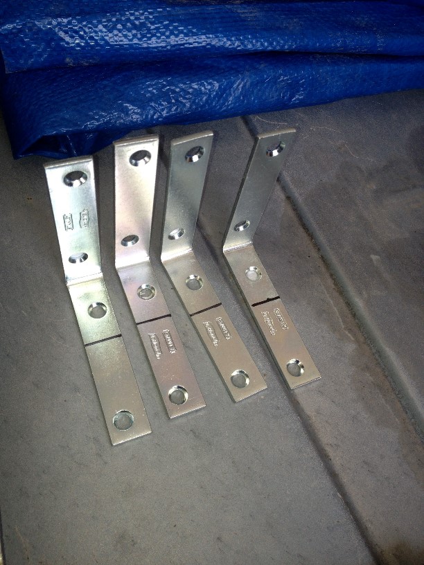 2013_bathroomshelf_001